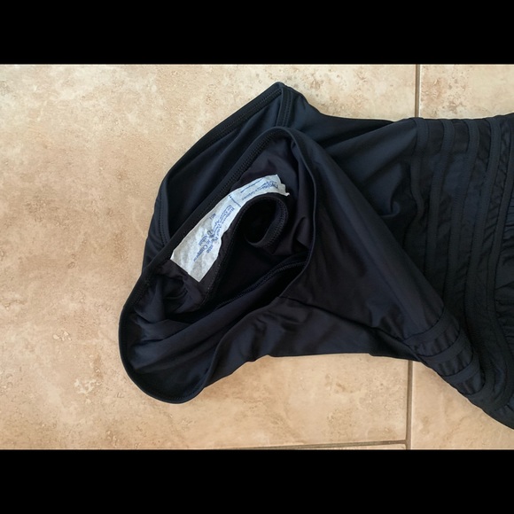 La Blanca Goddess Swimsuit Size 12 - Picture 7 of 10